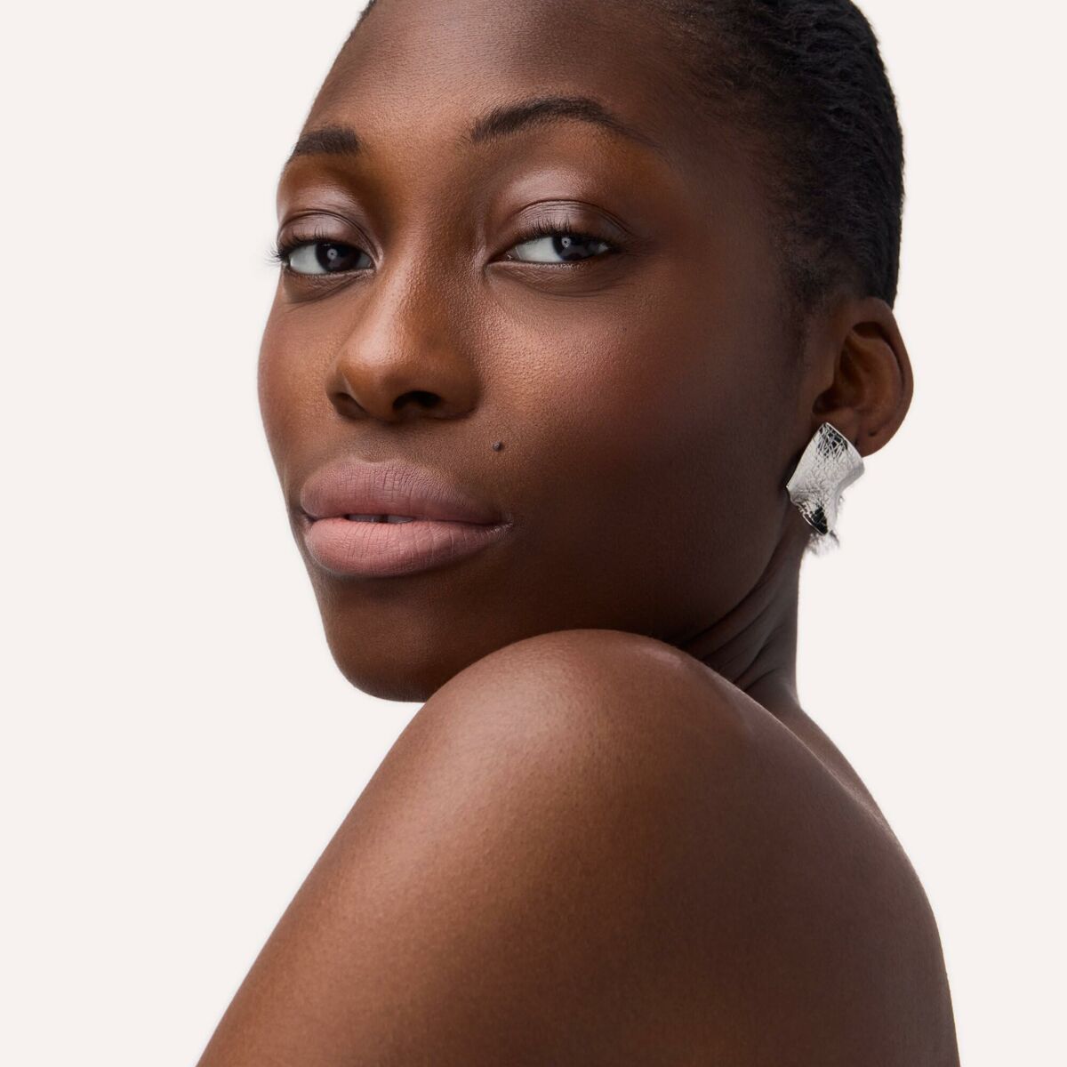 V2HF9B824F4A737F8D4E538C8159A014022R7613556P9