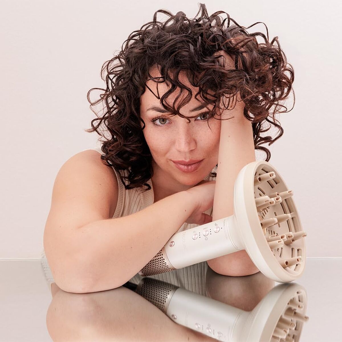 V3HF84ED901BABF2557319E03562550CD56R7558255P4