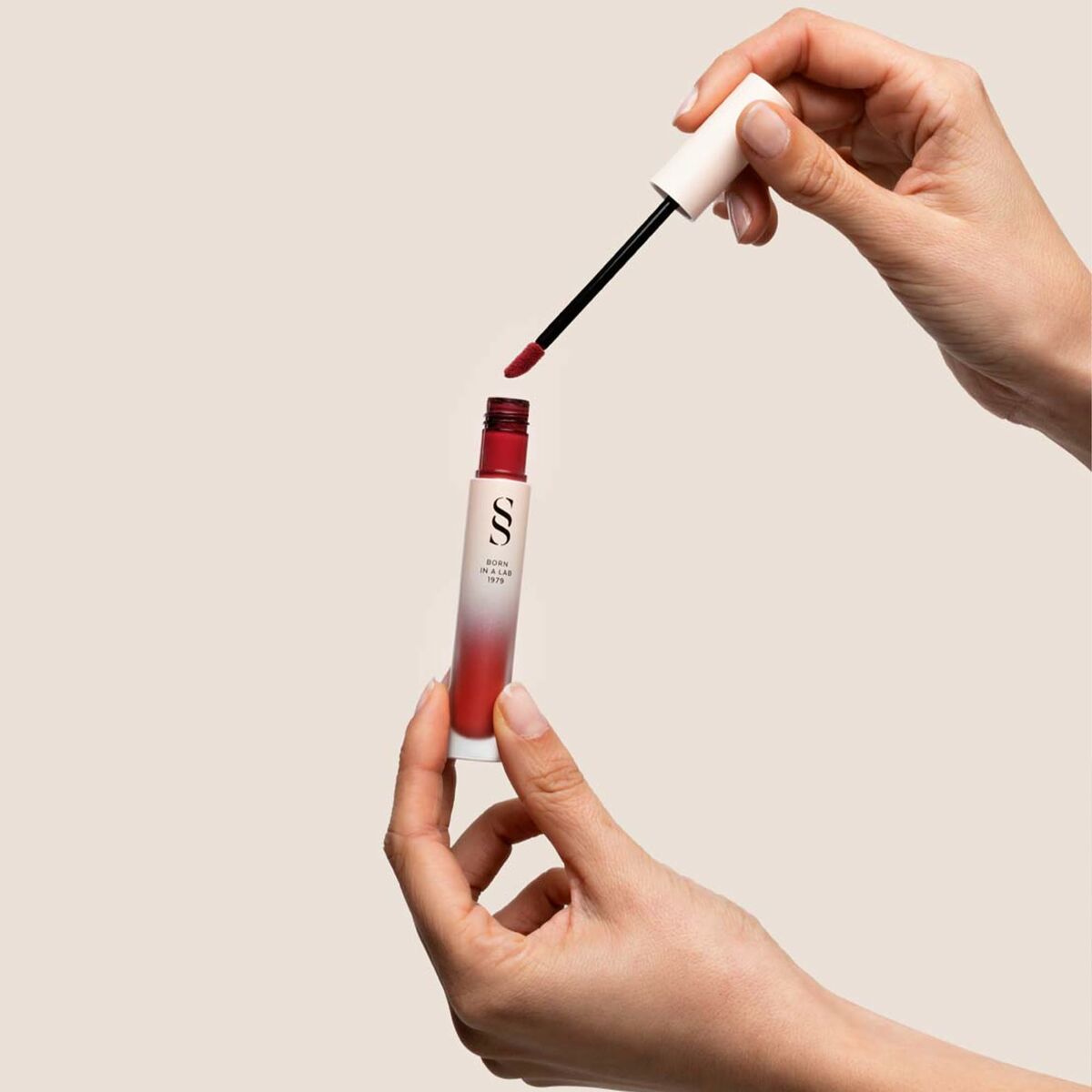 V5H2C2BB692550AF07BE6CAA8A8EE342F48R6241711P3