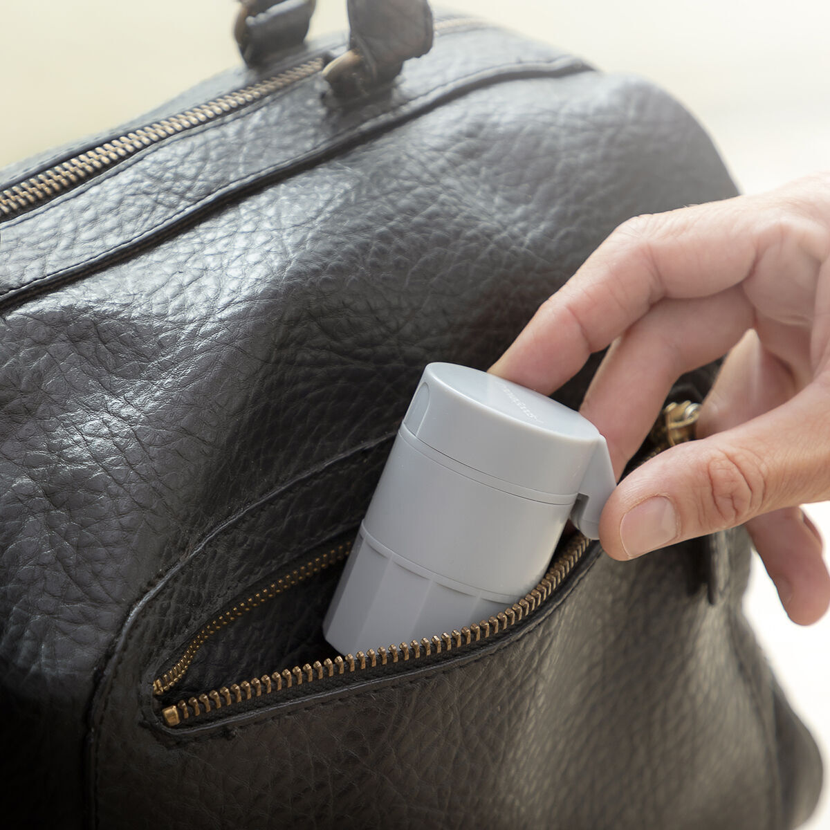 V2H5978F1F57EBC940B21958824BE4F1E78R7672879P6