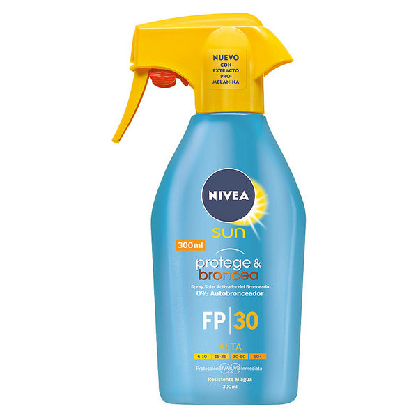 Spray Solbeskytter Protege & Broncea Nivea SPF 30 (300 ml)